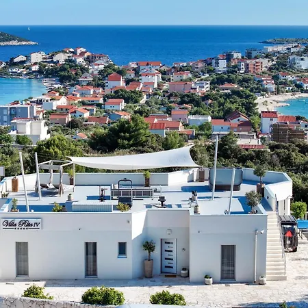 Lovely In With House Sea View Nyaraló